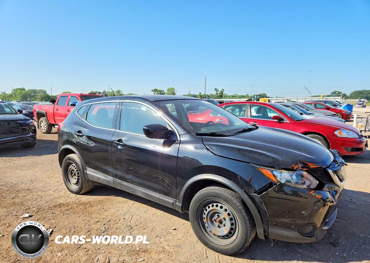 2018 Nissan Rogue Sport S VIN:JN1BJ1CP4JW159951 - 4