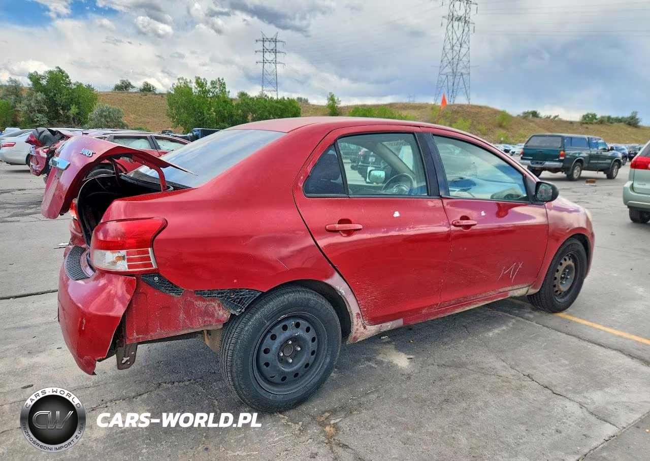 2010 Toyota Yaris Base VIN:JTDBT4K34A1379692 - 3