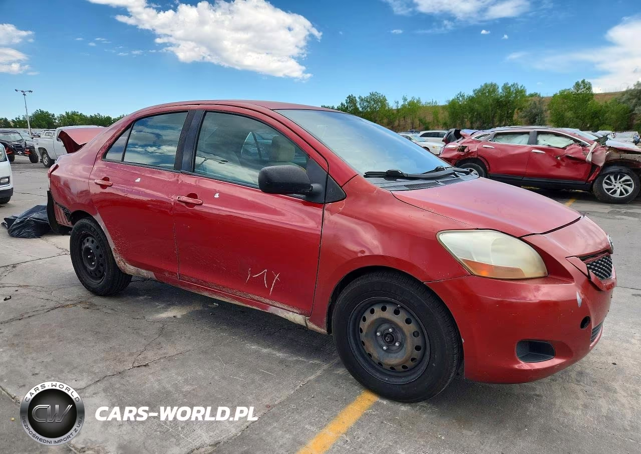 2010 Toyota Yaris Base VIN:JTDBT4K34A1379692 - 4