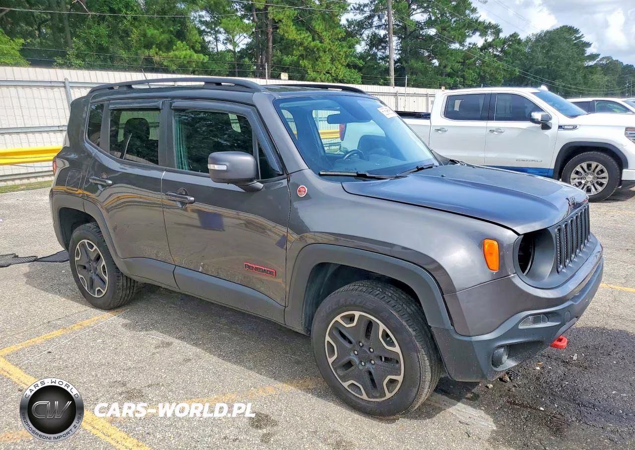 2017 Jeep Renegade Trailhawk VIN:ZACCJBCB6HPG55269 - 4