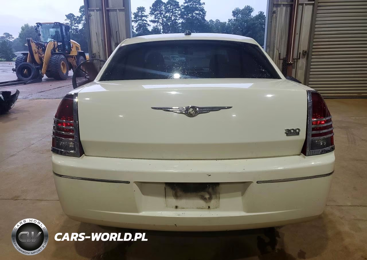 2006 Chrysler 300 Touring VIN:2C3KA53G46H226482 - 6