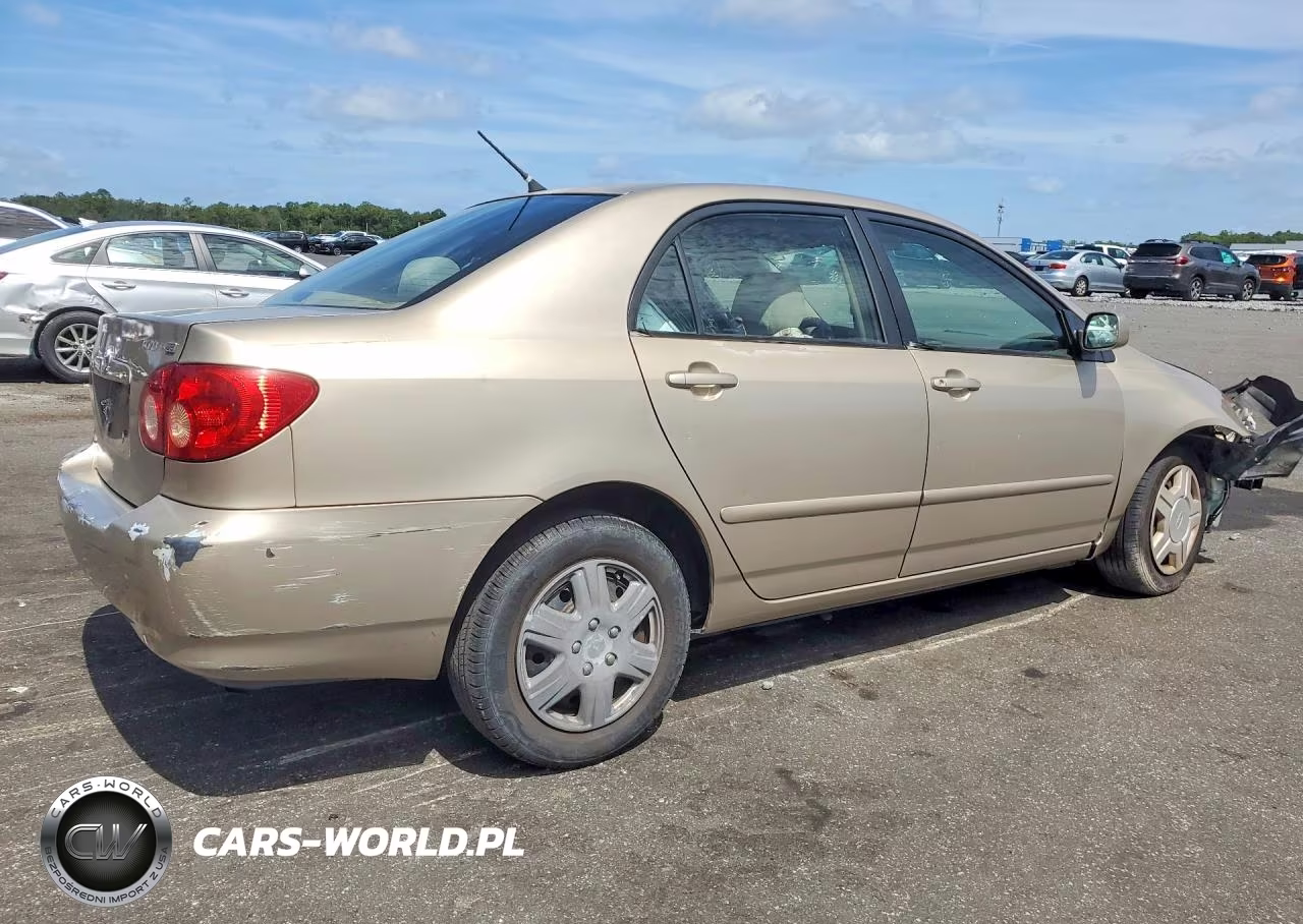 2025 Toyota Corolla Le VIN:1NXBR32E15Z370362 - 3