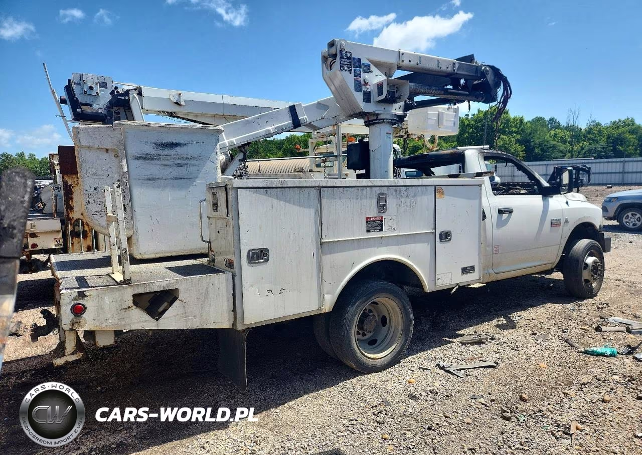 2012 Dodge Ram Chassis Cab Bucket Truck VIN:3C7WDNALXCG300202 - 4