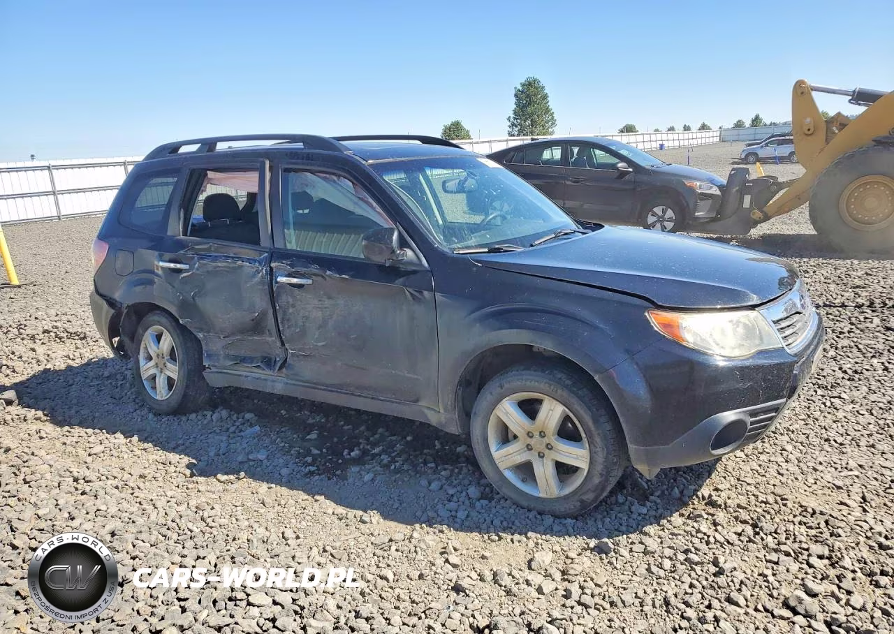 2009 Subaru Forester 2.5X Premium VIN:JF2SH63639H706156 - 4