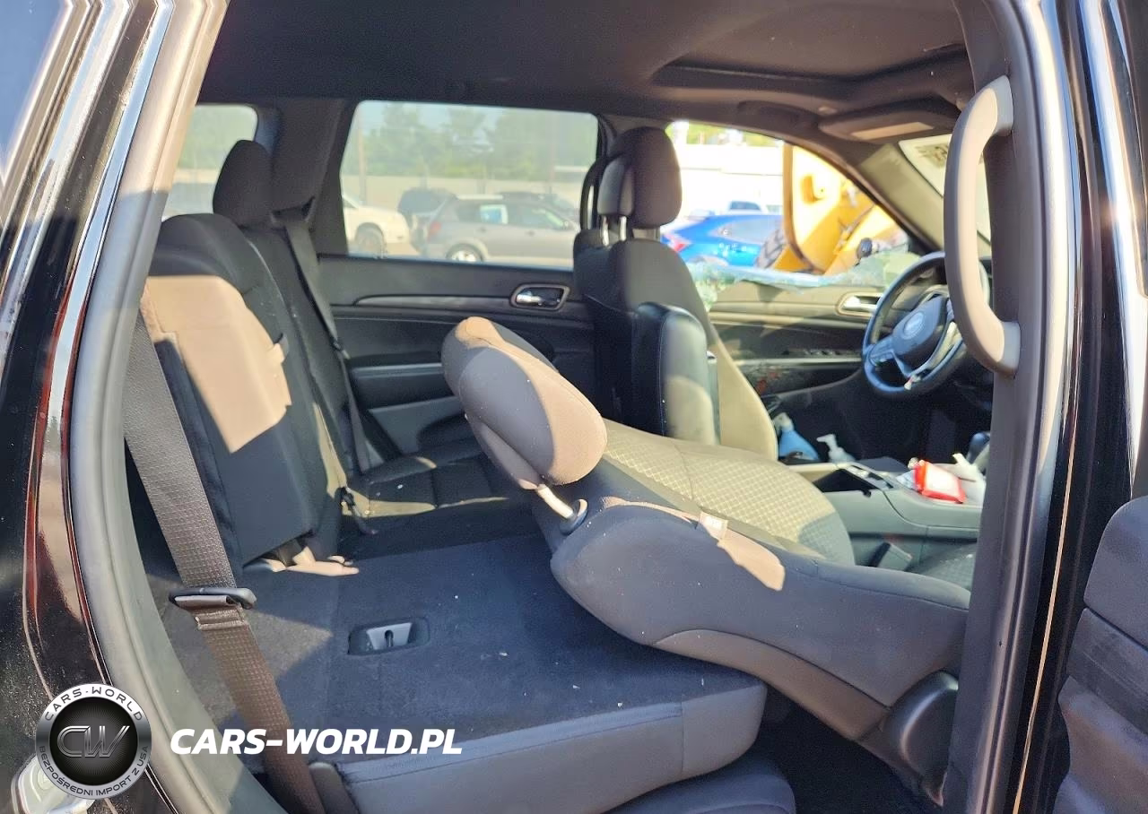 2019 Jeep Grand Cherokee Laredo VIN:1C4RJFAG2KC595695 - 11