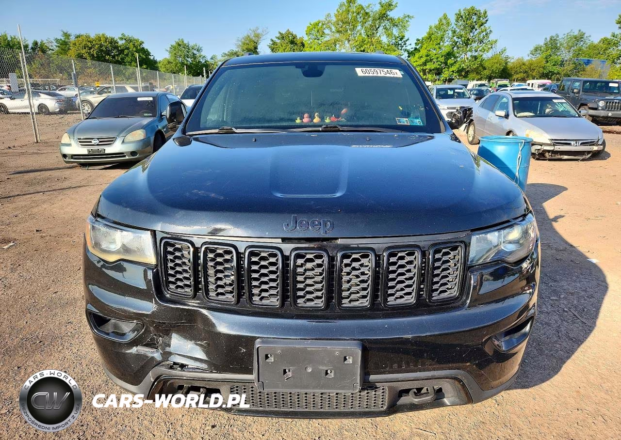 2019 Jeep Grand Cherokee Laredo VIN:1C4RJFAG2KC595695 - 5