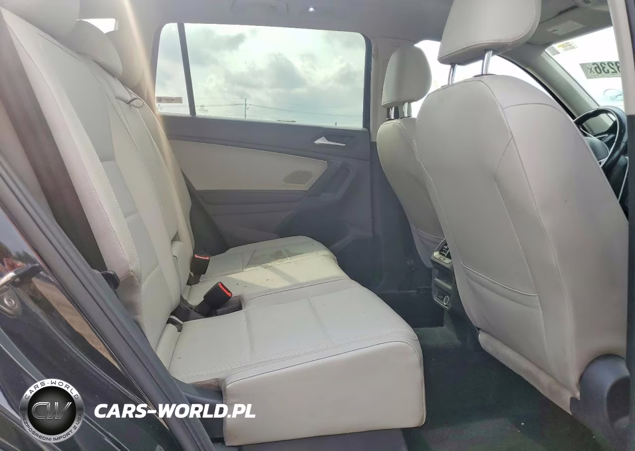 2019 Volkswagen Tiguan VIN:3VV2B7AXXKM143286 - 11