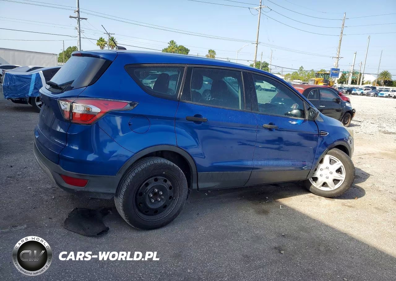 2017 Ford Escape S VIN:1FMCU0F73HUA36397 - 3