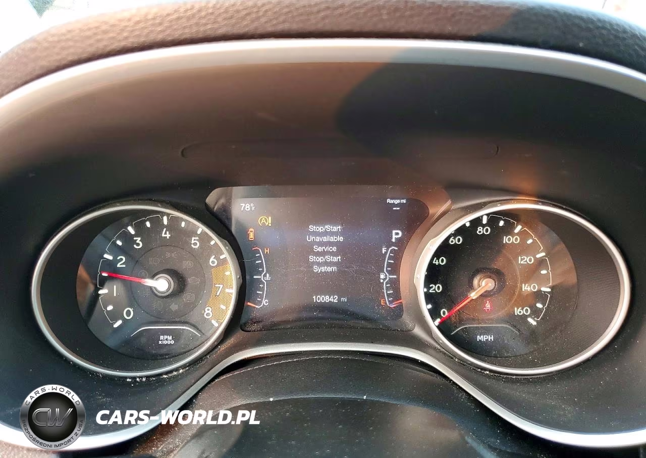 2018 Jeep Compass Latitude VIN:3C4NJDBB8JT178669 - 9