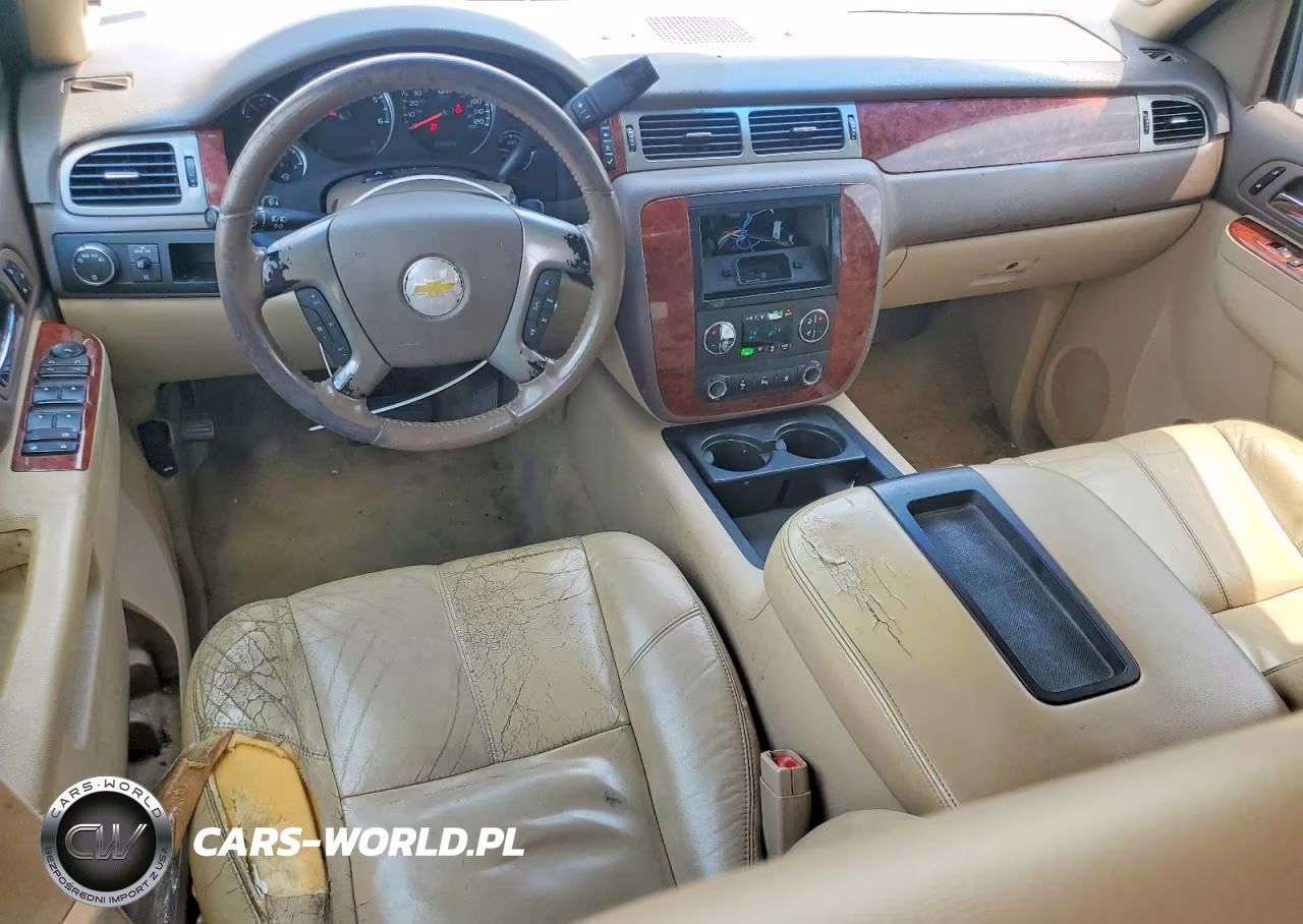 2011 Chevrolet Suburban C1500 Lt VIN:1GNSCJE06BR230081 - 8