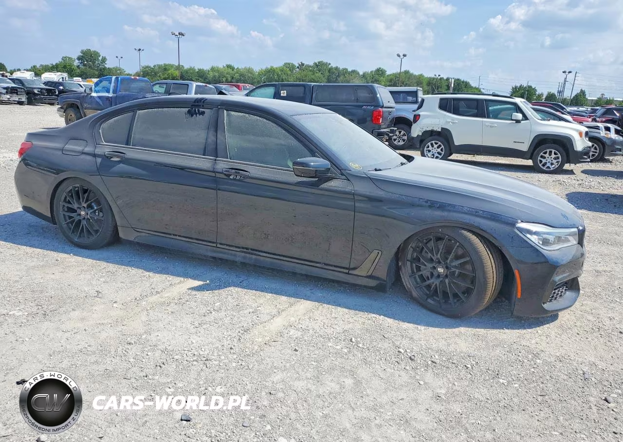 2018 BMW 750 Xi VIN:WBA7F2C50JG424686 - 4