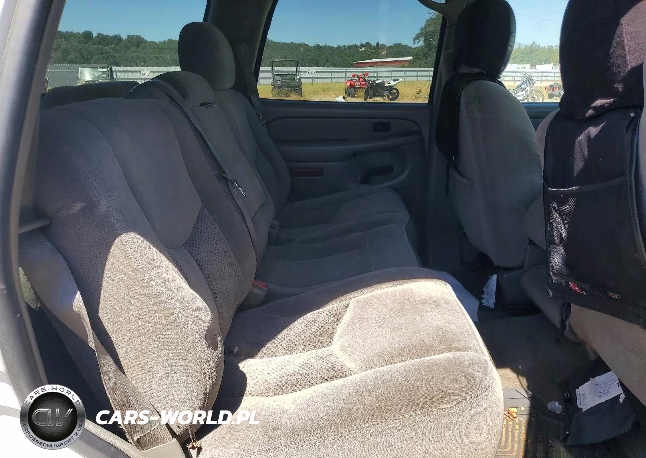 2006 Chevrolet Tahoe C1500 VIN:1GNEC13T76J109011 - 11