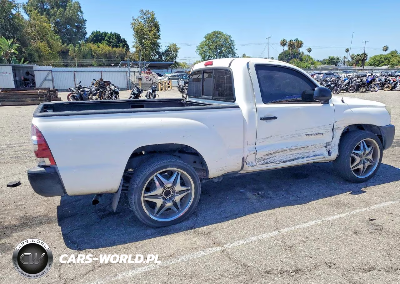 2010 Toyota Tacoma Base VIN:5TENX4CN9AZ690638 - 3