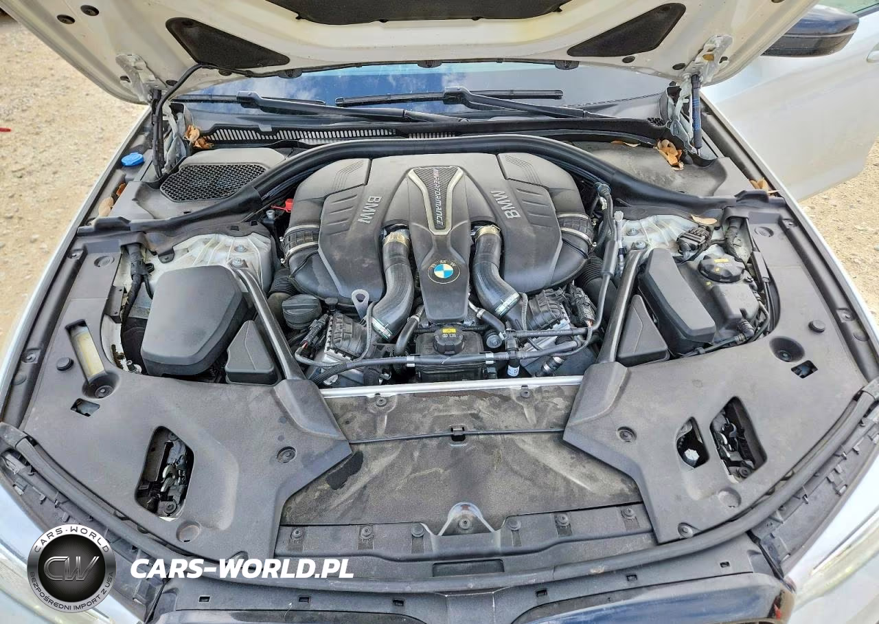 2019 BMW M550Xi VIN:WBAJB9C52KB289039 - 11