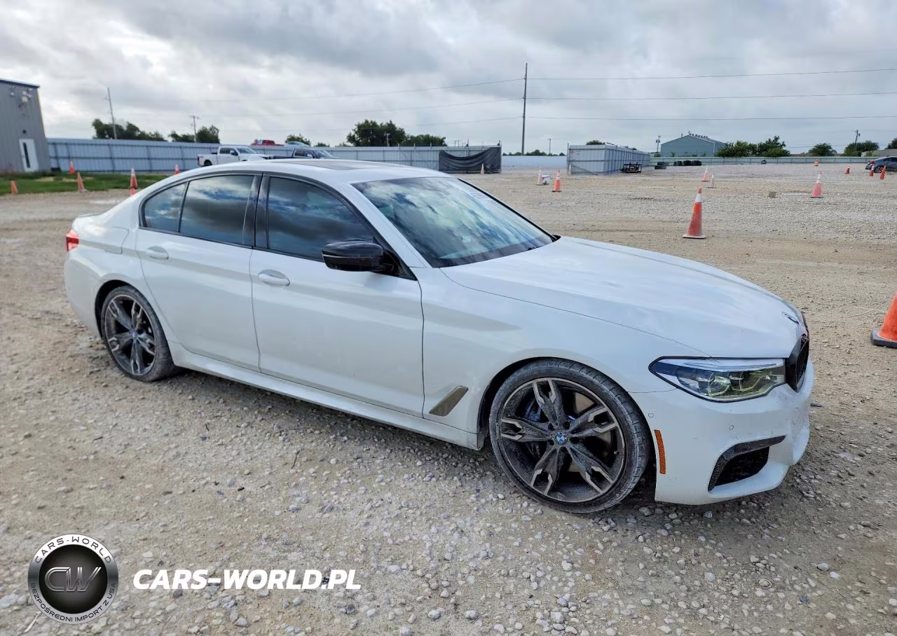 2019 BMW M550Xi VIN:WBAJB9C52KB289039 - 4
