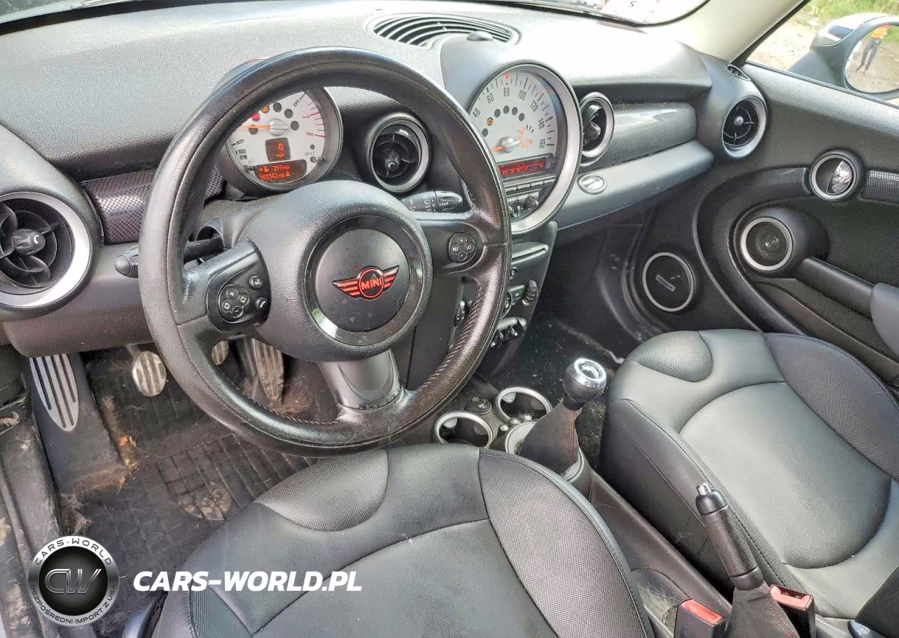2011 Mini Cooper S Clubman VIN:WMWZG3C56BTY30962 - 8