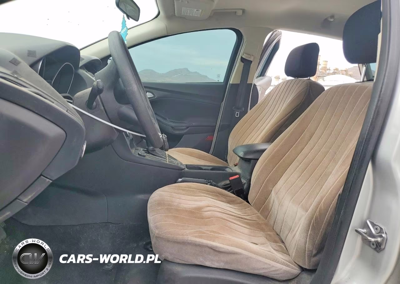 2015 Ford Focus Se VIN:1FADP3F27FL220420 - 7
