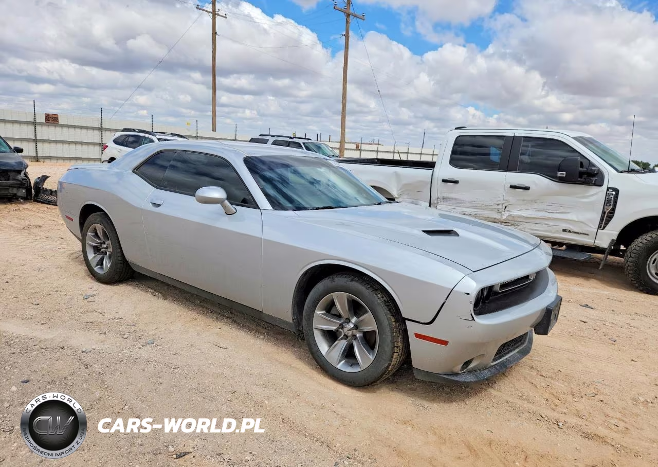 2019 Dodge Challenger Sxt VIN:2C3CDZAG2KH729265 - 4