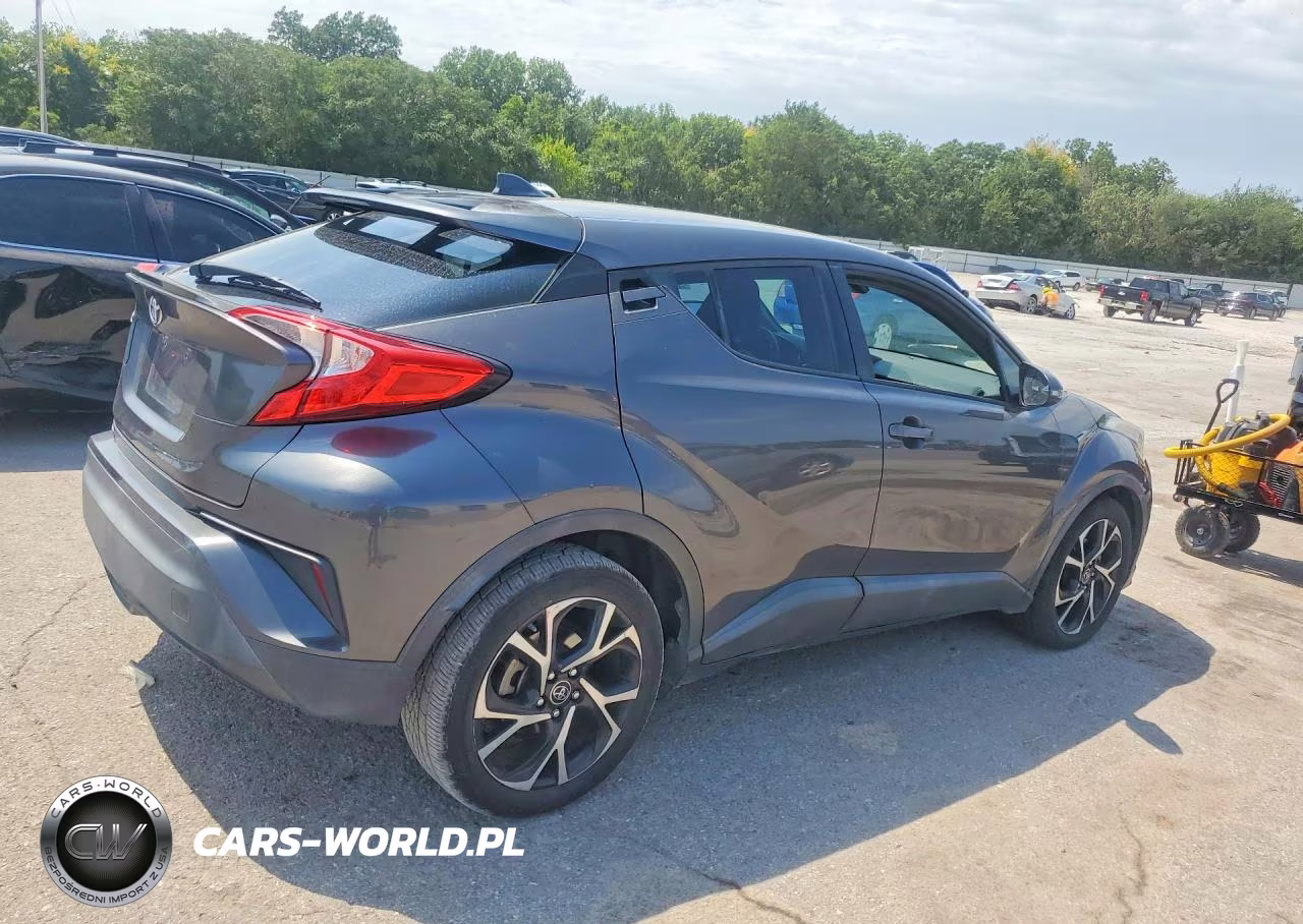 2018 Toyota C-Hr Xle VIN:NMTKHMBXXJR011913 - 3