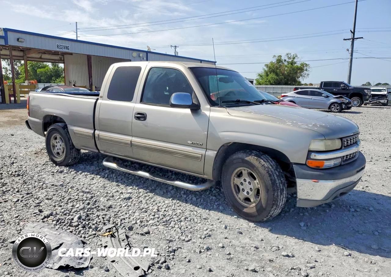 2000 Chevrolet Silverado C1500 VIN:1GCEC19T4YZ260179 - 4