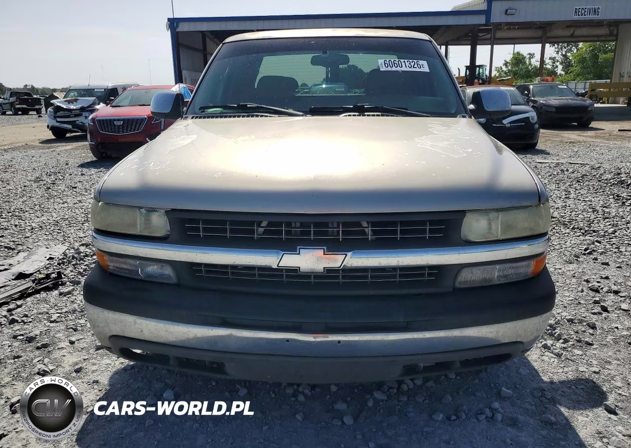 2000 Chevrolet Silverado C1500 VIN:1GCEC19T4YZ260179 - 5