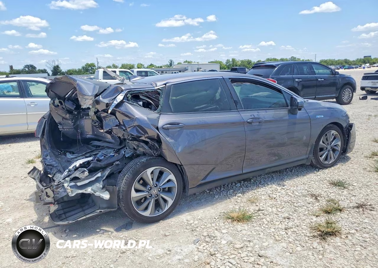 2018 Honda Clarity Touring VIN:JHMZC5F37JC015333 - 3