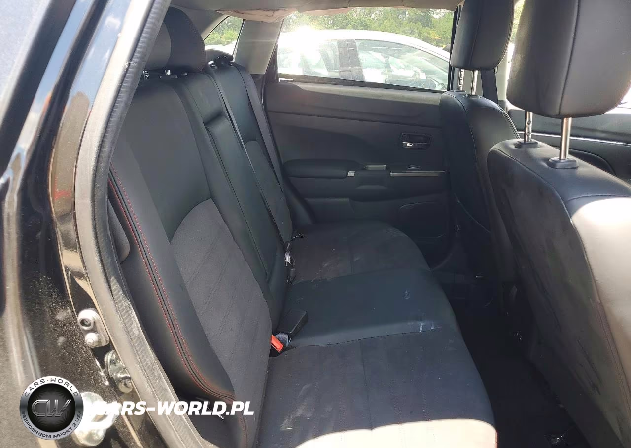2022 Mitsubishi Outlander Sport S-Se VIN:JA4ARUAU8TU002587 - 11