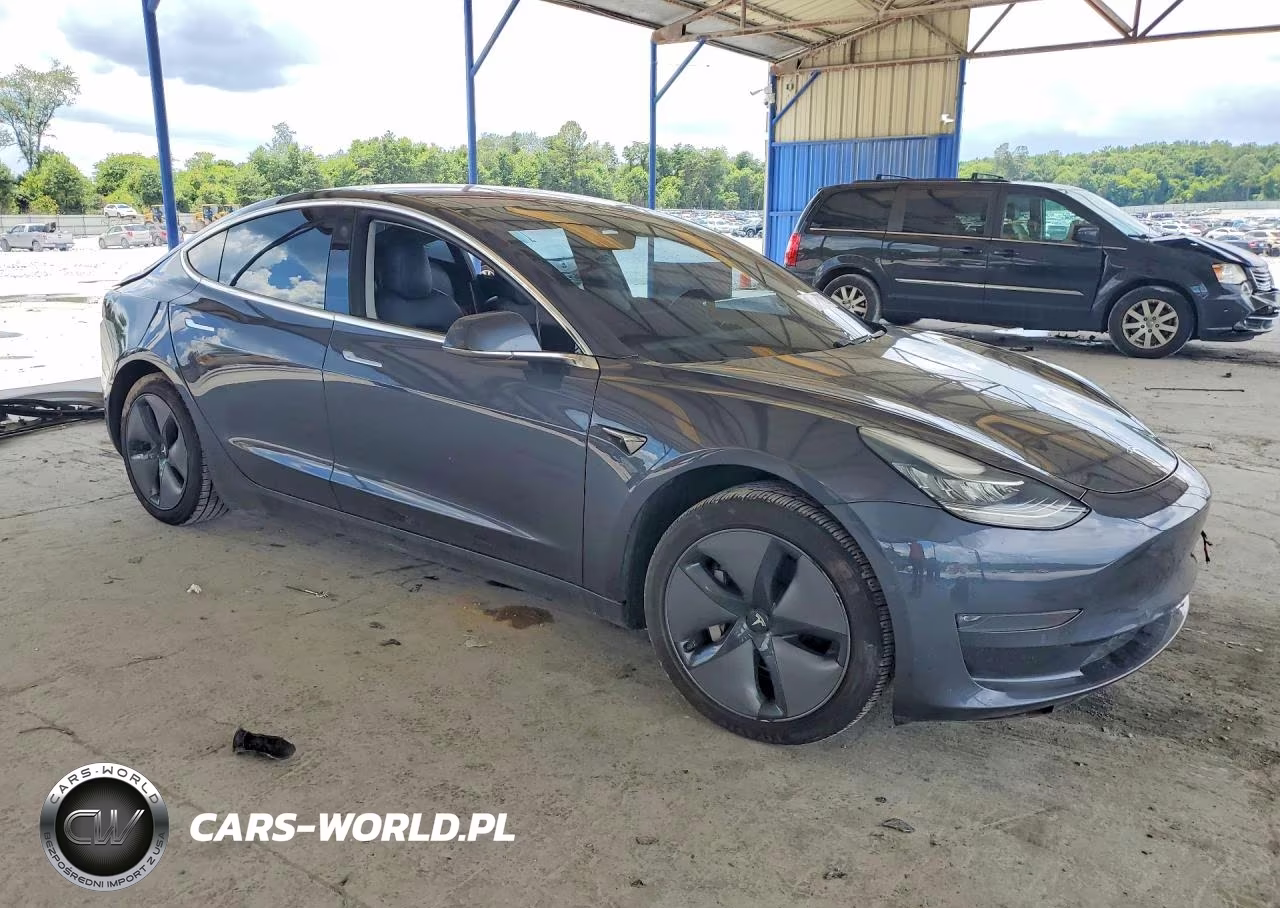 2018 Tesla Model 3 VIN:5YJ3E1EA1JF058319 - 4