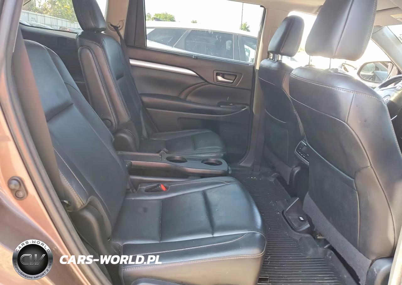 2018 Toyota Highlander Xle VIN:5TDJZRFH5JS845050 - 11