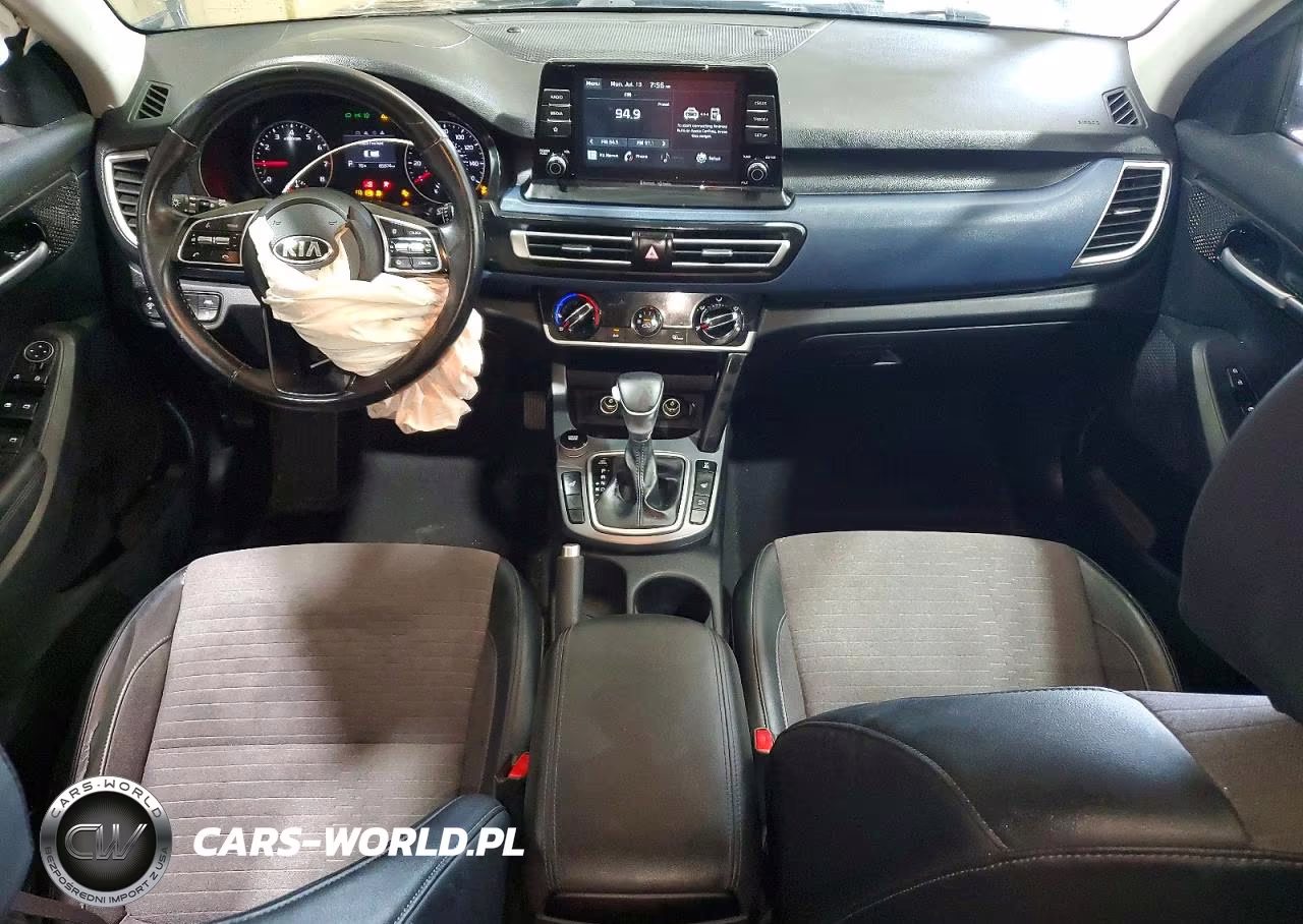 2021 Kia Seltos S VIN:KNDEUCAA8M7177184 - 8
