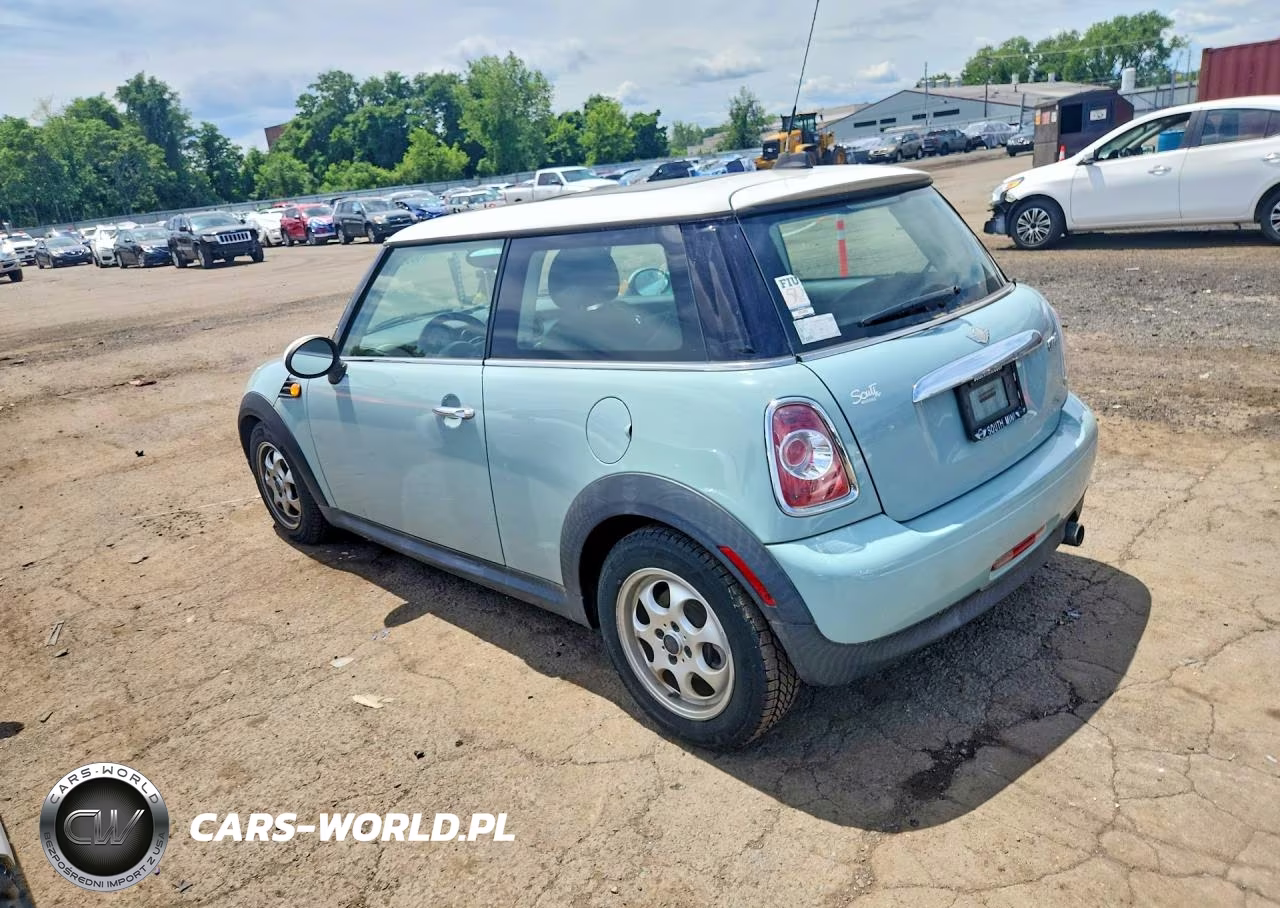 2013 Mini Cooper VIN:WMWSU3C54DT684154 - 2
