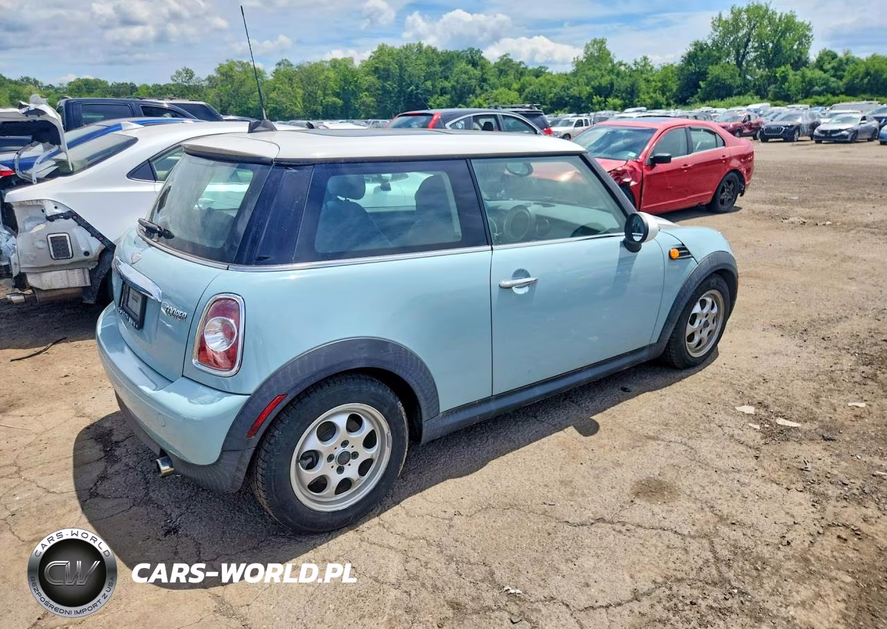 2013 Mini Cooper VIN:WMWSU3C54DT684154 - 3
