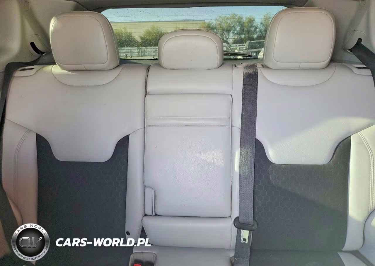 2018 Jeep Compass Latitude VIN:3C4NJCBB6JT248325 - 10