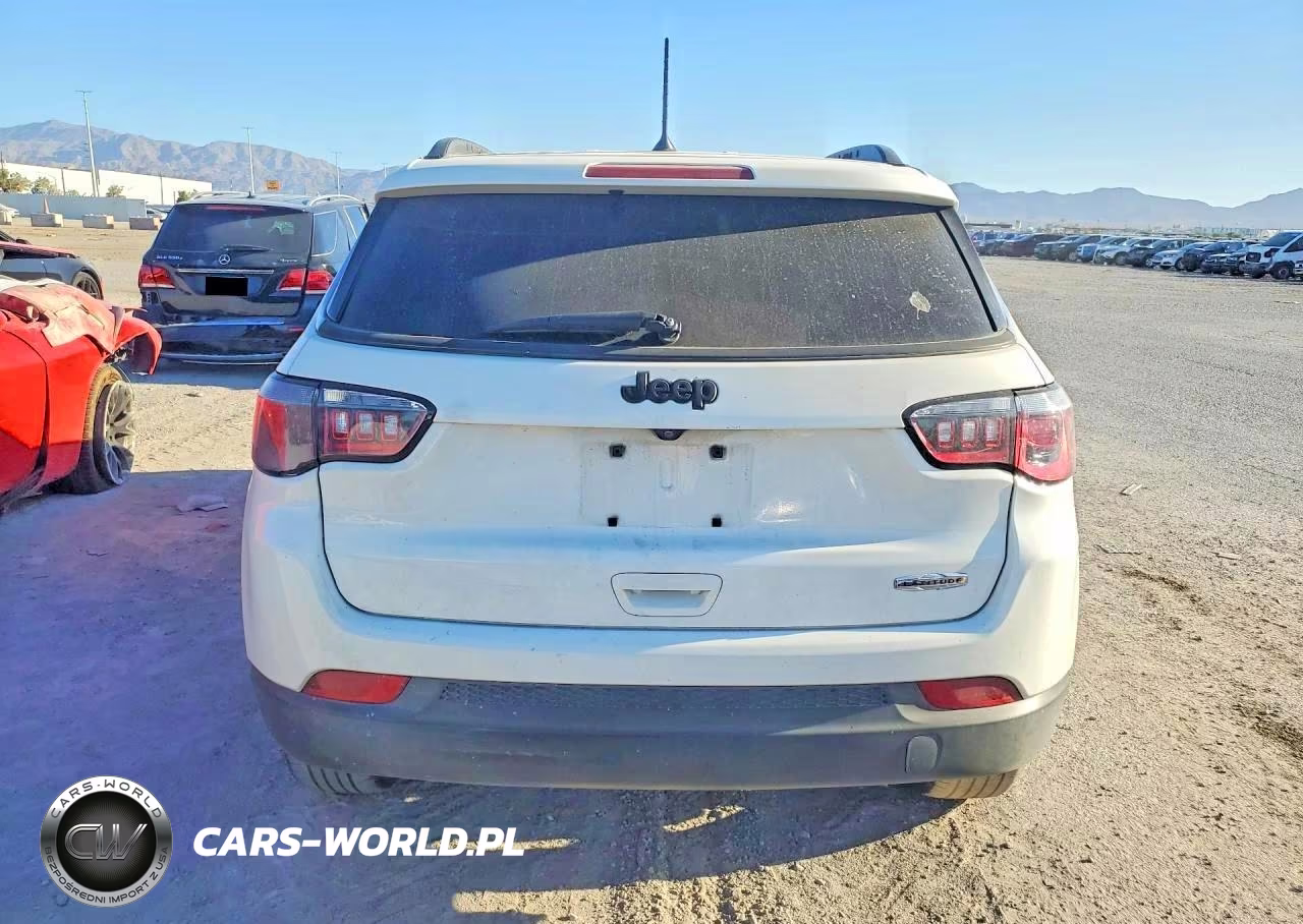 2018 Jeep Compass Latitude VIN:3C4NJCBB6JT248325 - 6