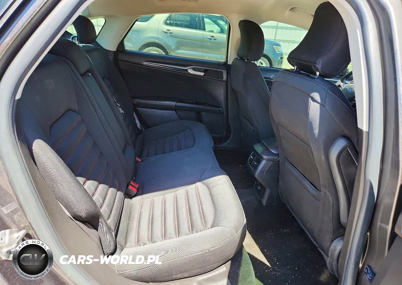 2016 Ford Fusion Se VIN:3FA6P0H72GR114654 - 10