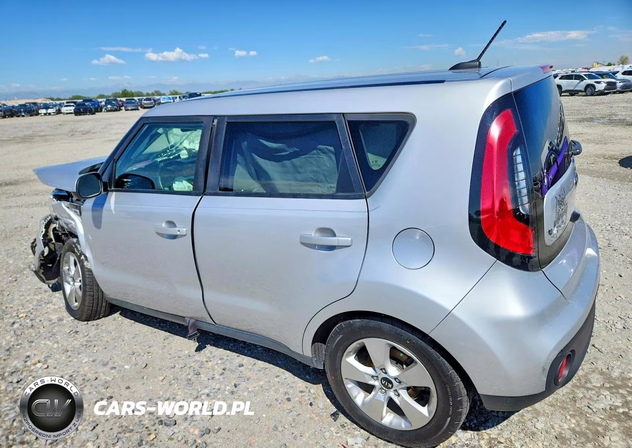 2018 Kia Soul Base VIN:KNDJN2A28J7547236 - 2