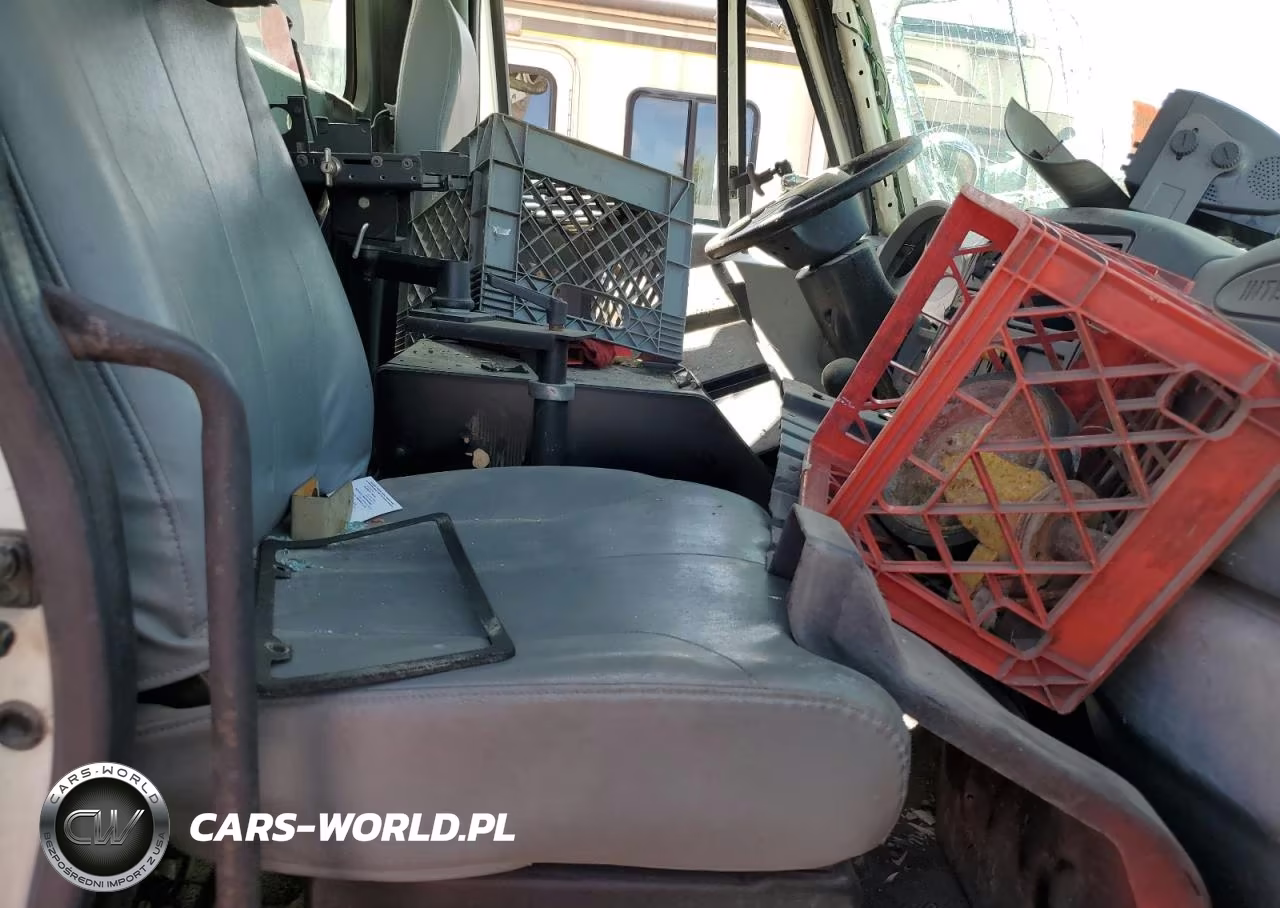 2004 International 4300 Series Ma 025 VIN:1HTMMAAN84H673845 - 5