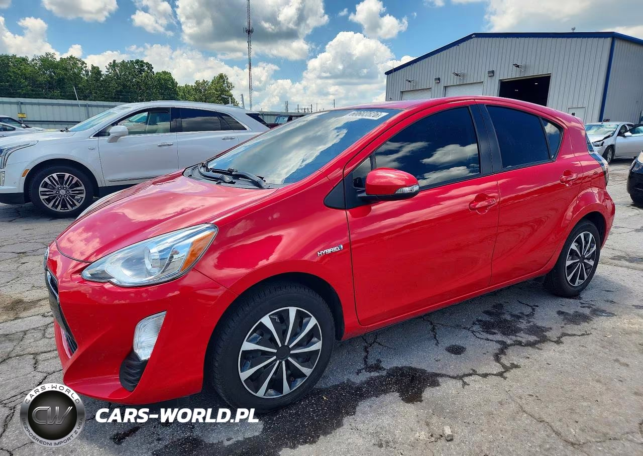 2016 Toyota Prius C Two