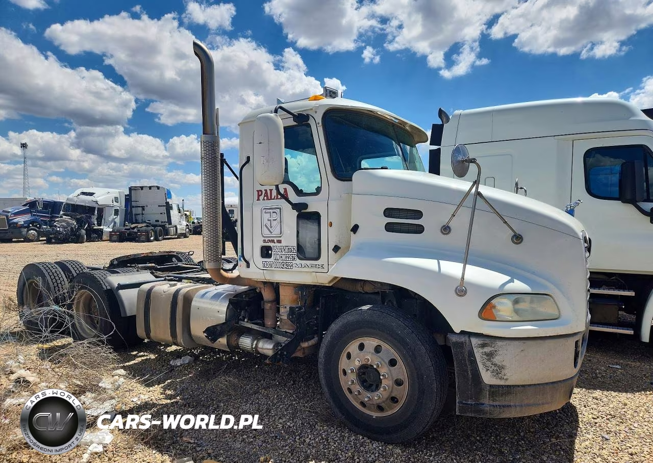 2012 Mack Cxu613 Semi Truck VIN:1M1AW07Y1CM022679 - 4