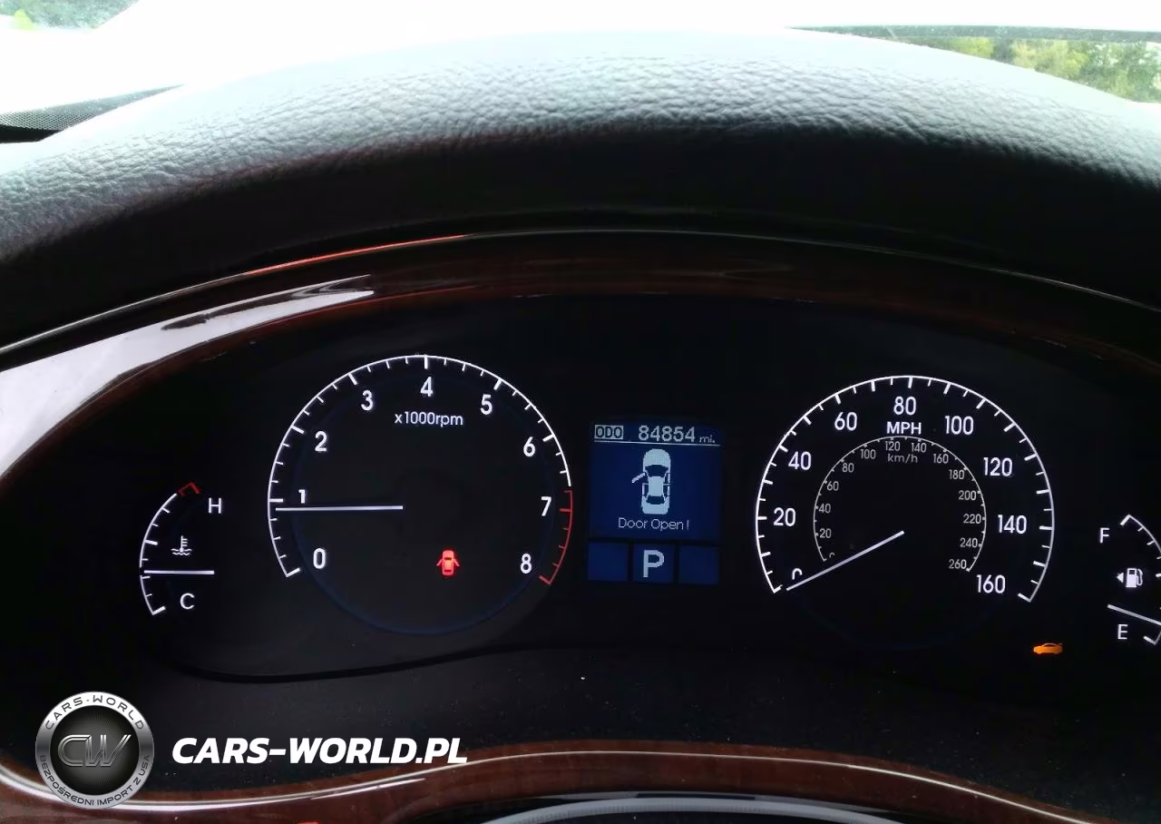 2010 Hyundai Genesis 3.8L VIN:KMHGC4DE8AU086862 - 9