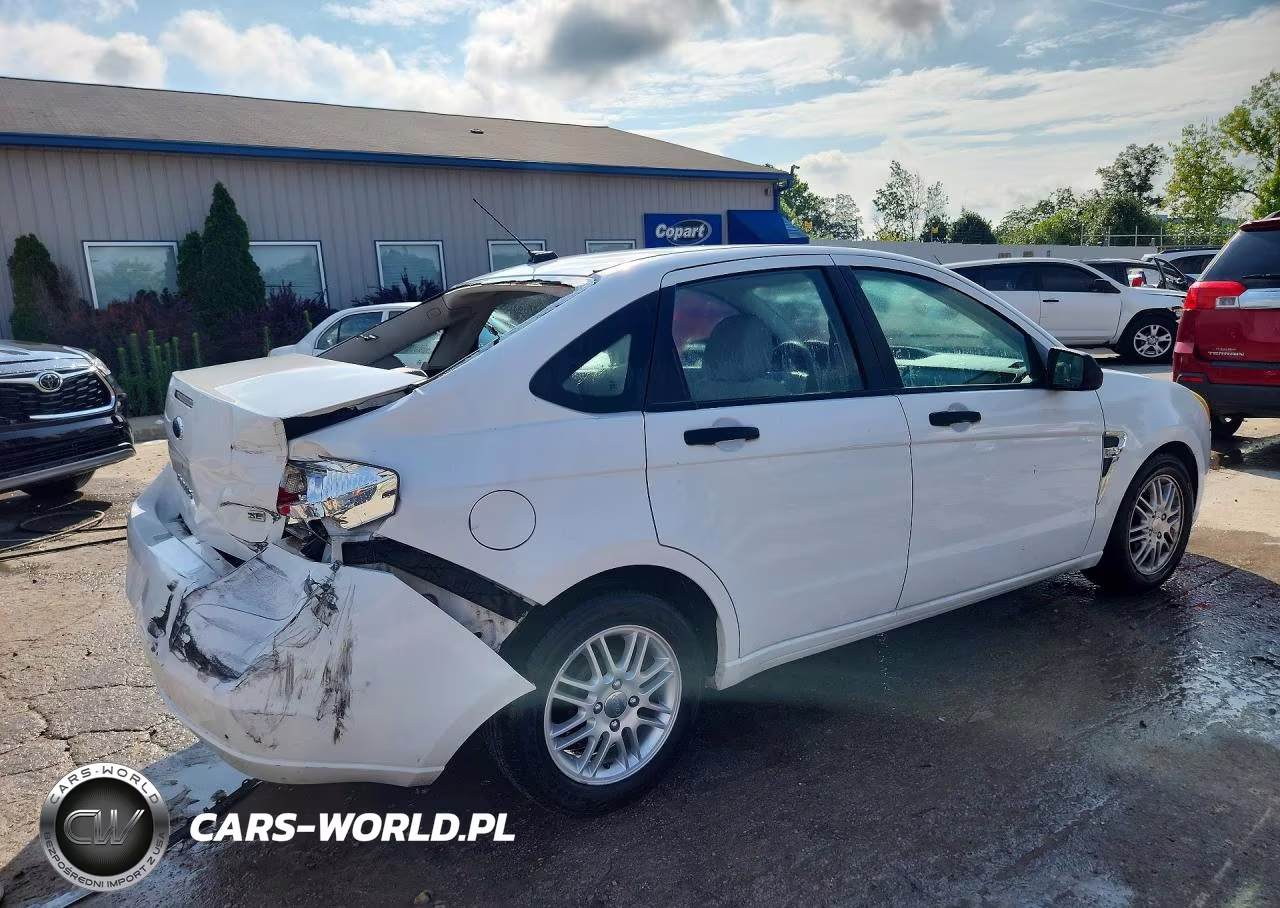 2008 Ford Focus Se VIN:1FAHP35N98W183675 - 3