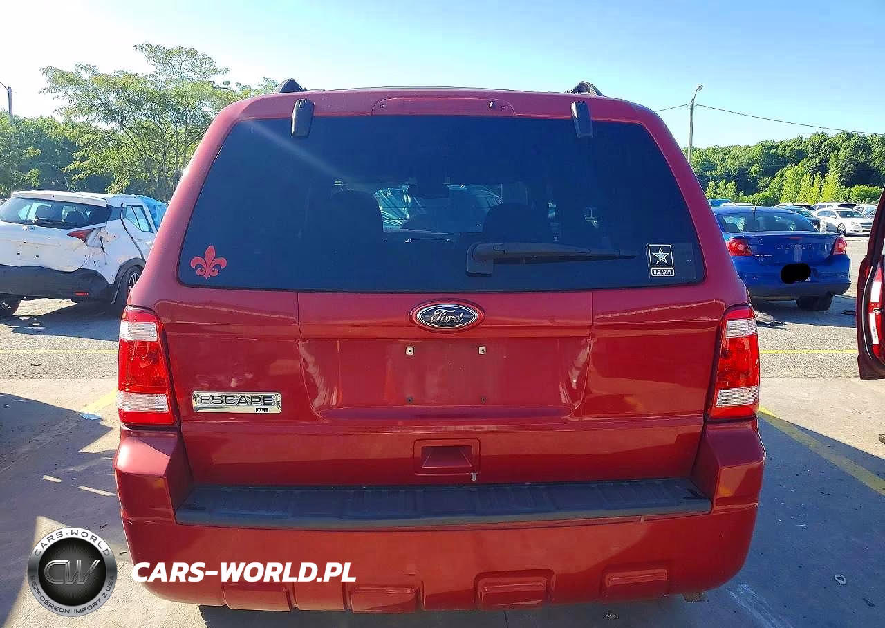 2010 Ford Escape Xlt VIN:1FMCU0D72AKD31835 - 6
