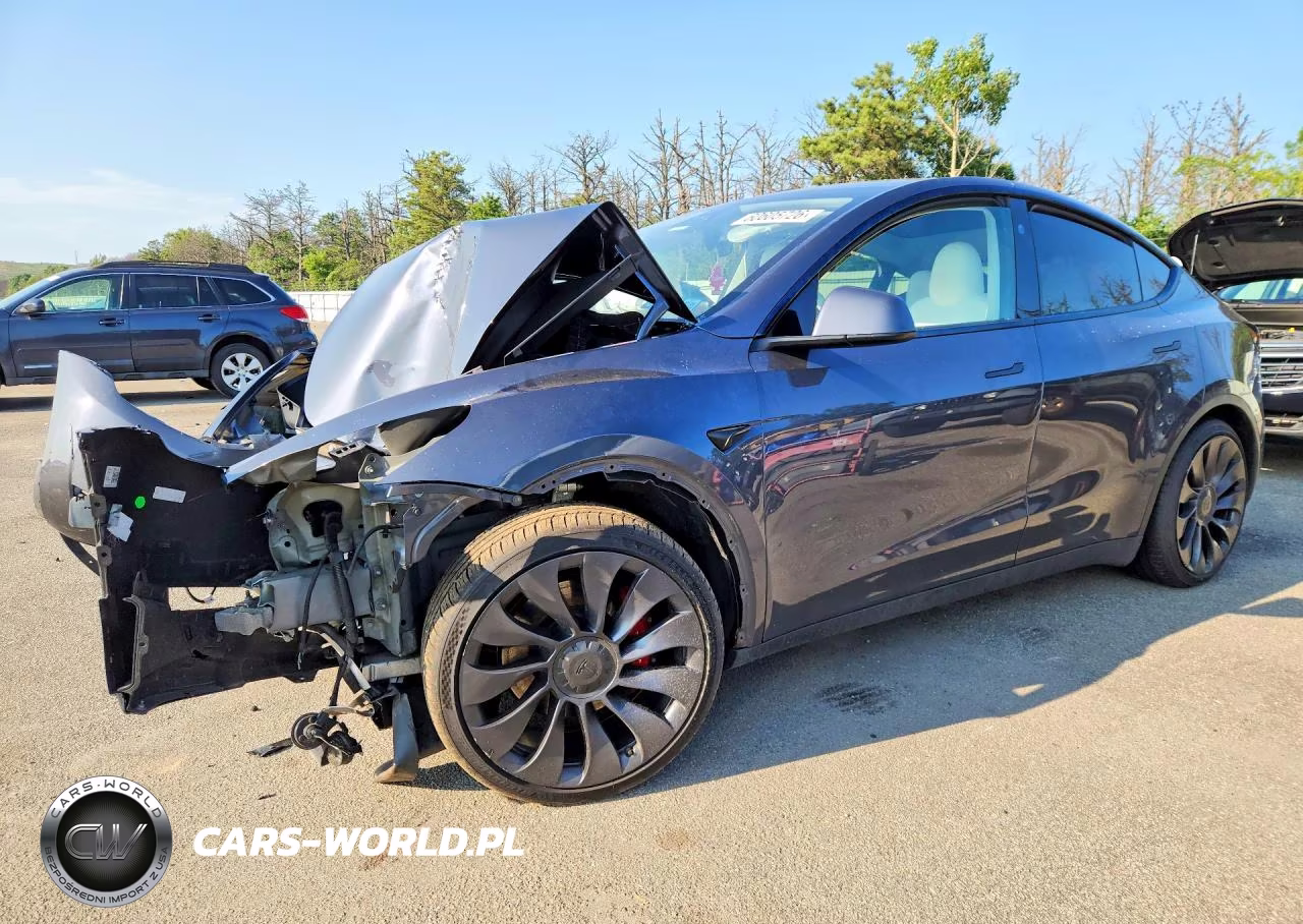 2023 Tesla Model Y – zdjęcie 1 z 12