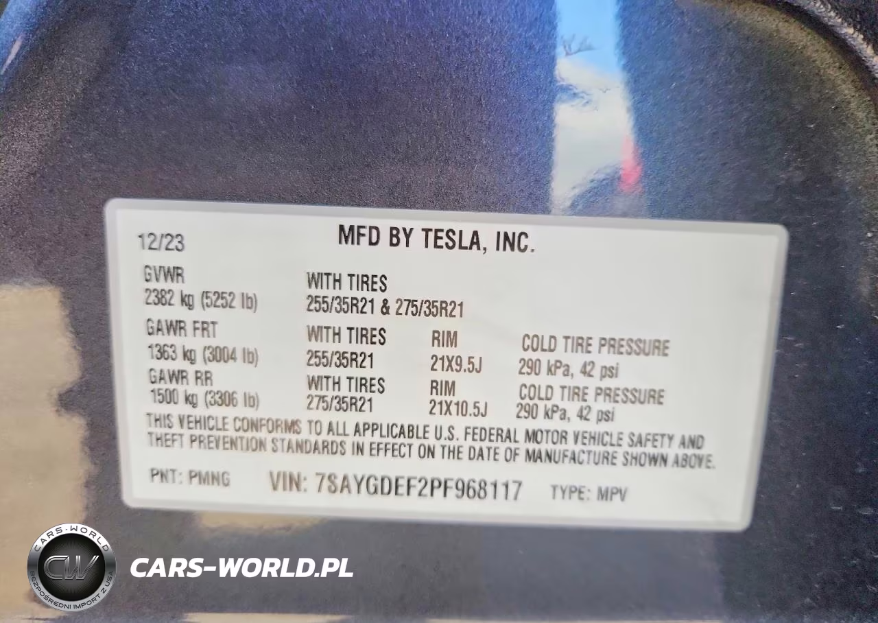 2023 Tesla Model Y VIN:7SAYGDEF2PF968117 - 12