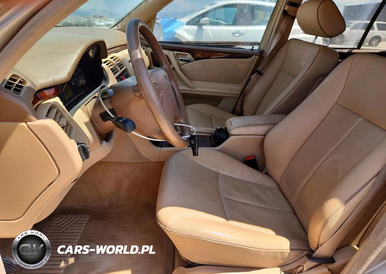 2002 Mercedes-Benz E 320 4Matic VIN:WDBJH82J92X062524 - 7