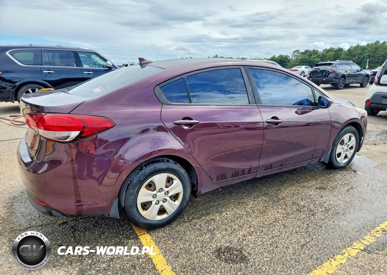 2018 Kia Forte Lx VIN:3KPFK4A77JE259536 - 3
