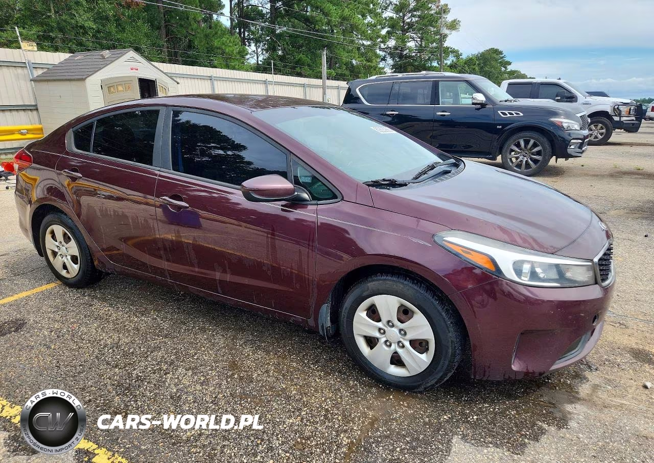2018 Kia Forte Lx VIN:3KPFK4A77JE259536 - 4