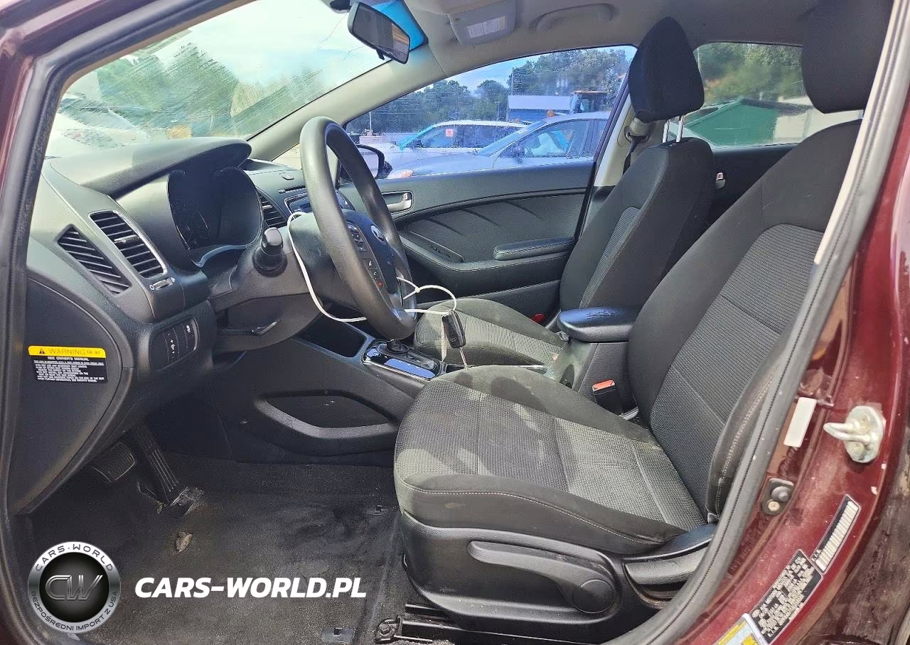 2018 Kia Forte Lx VIN:3KPFK4A77JE259536 - 7