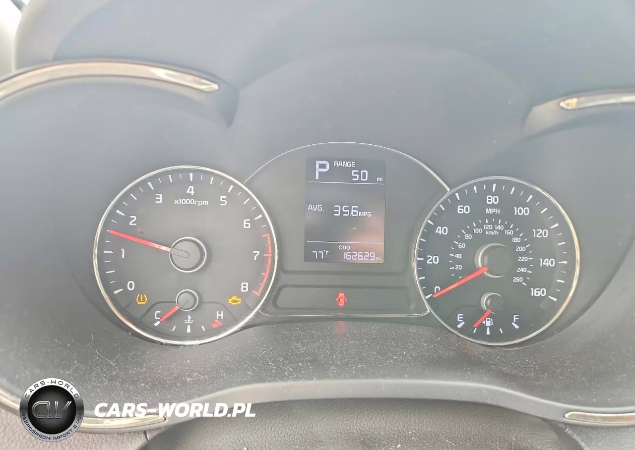 2018 Kia Forte Lx VIN:3KPFK4A77JE259536 - 9