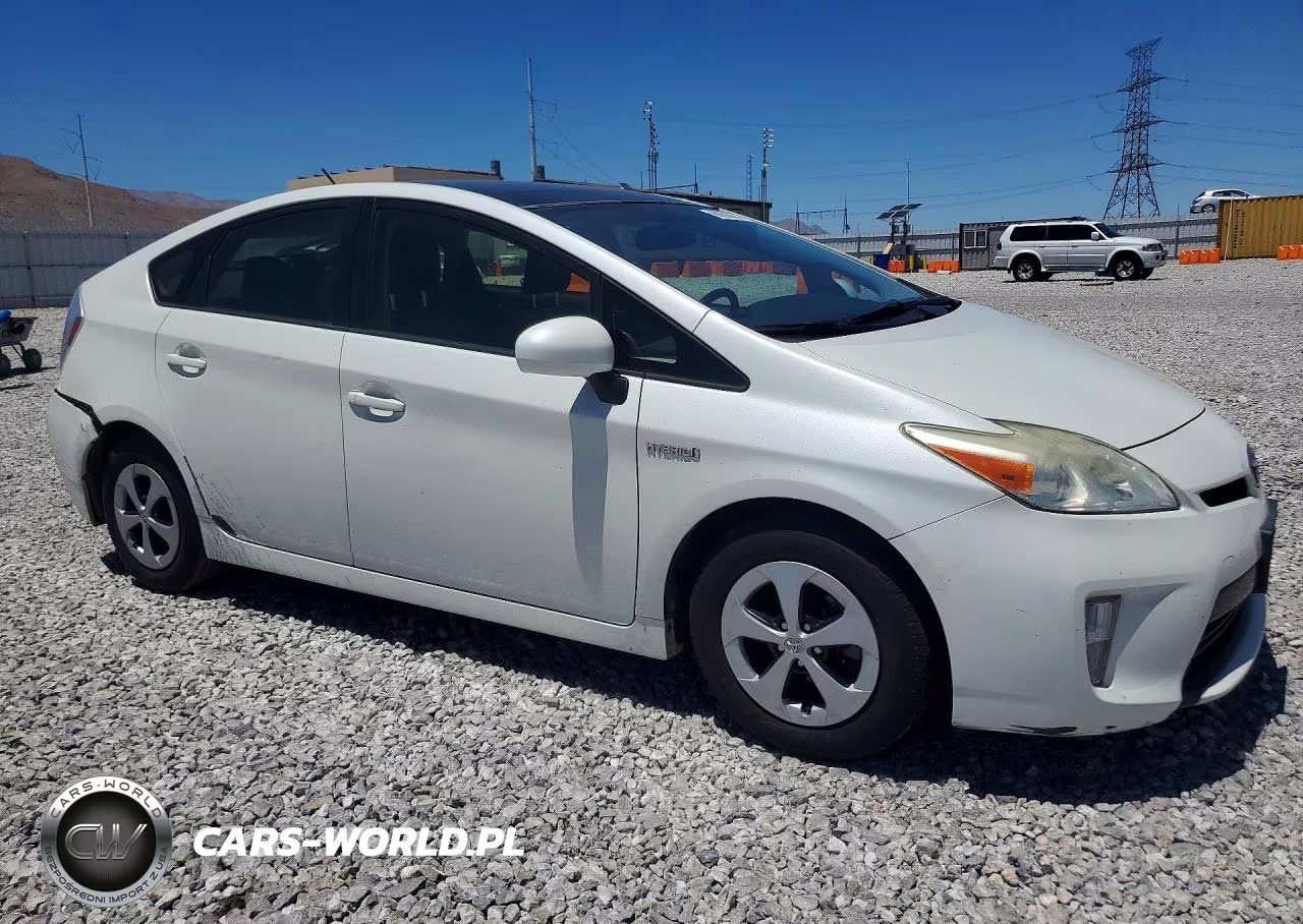 2012 Toyota Prius One VIN:JTDKN3DU1C1501499 - 4